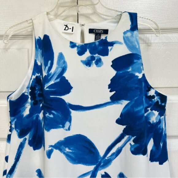 A-Line Blue and White Floral Swing Dress - Picture 8 of 13
